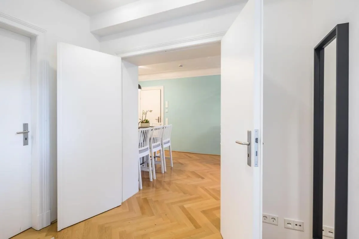 Modern Apartment Near Aussenalster 함브루크 독일