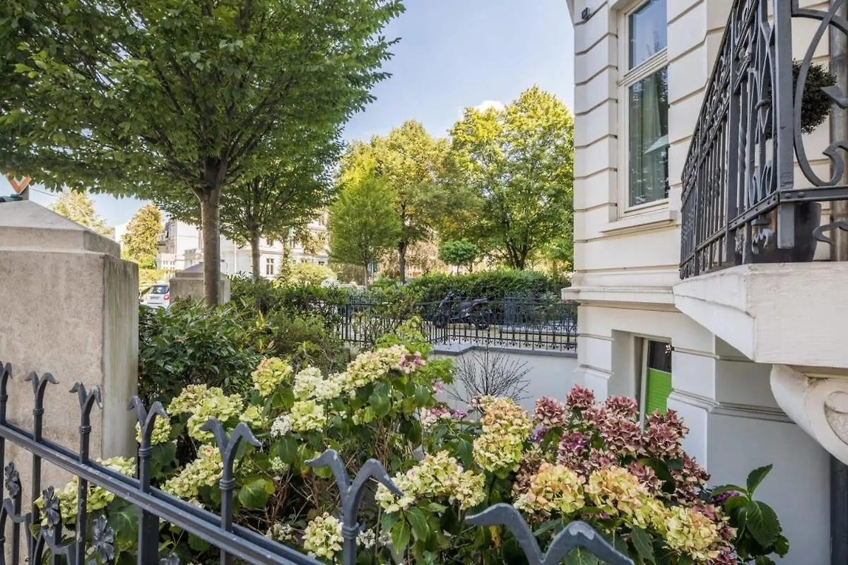 Modern Apartment Near Aussenalster 함브루크